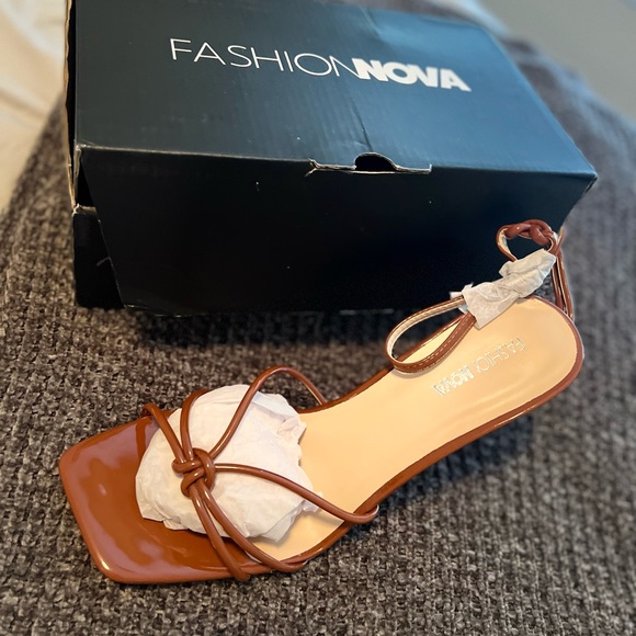 Clear Your Schedule Stiletto - Brown - Picture 5 of 6